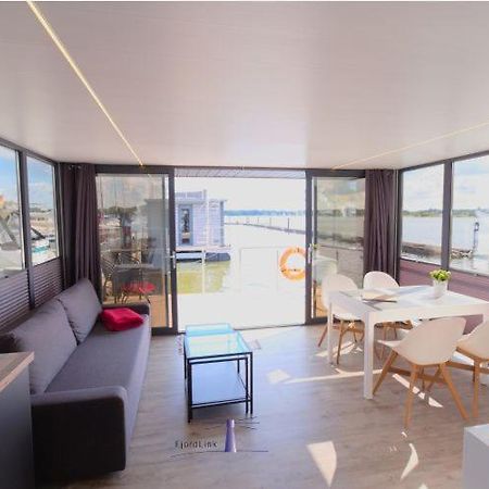 Hotel Hausboot Fjord Aries Mit Dachterrasse In Šlesvik Exteriér fotografie