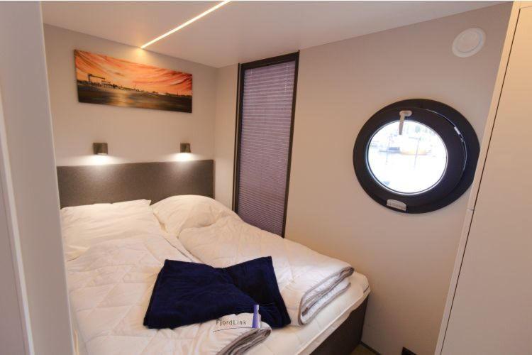 Hotel Hausboot Fjord Aries Mit Dachterrasse In Šlesvik Exteriér fotografie